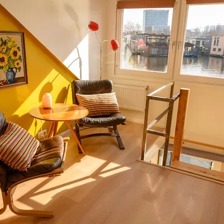 Houseboat Studio With Canalview And Free Bikes Amsterdam Exterior photo